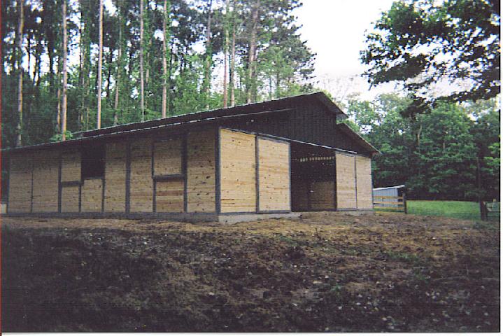 RCA Tongue and Groove Horse Barn with 14' Breezeway